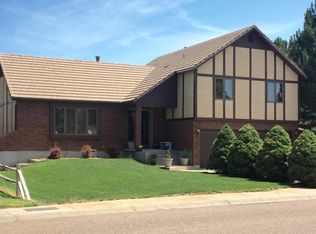 2 Mazatlan Dr, Pueblo, CO 81005