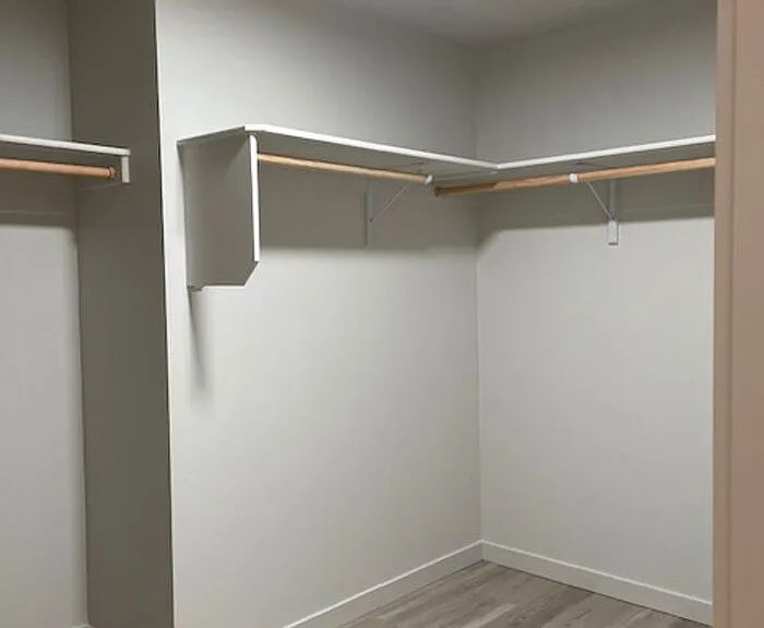 1322 S Goldking Way — Photo 11