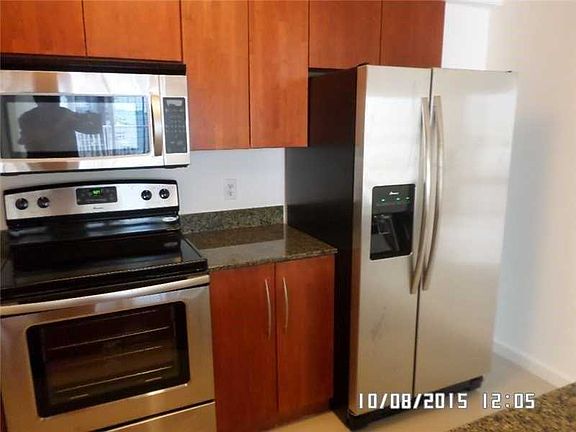 3rd image of 1200 Brickell Bay Dr APT 1724
