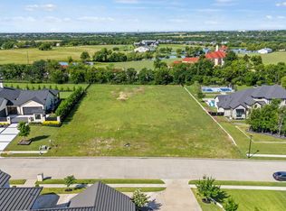 520 Lodge Hill Dr, Heath, TX 75032