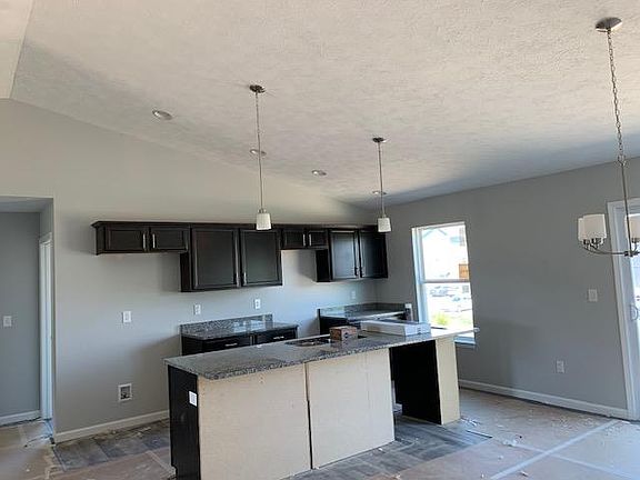 4th image of 1324 Baldwin Ct