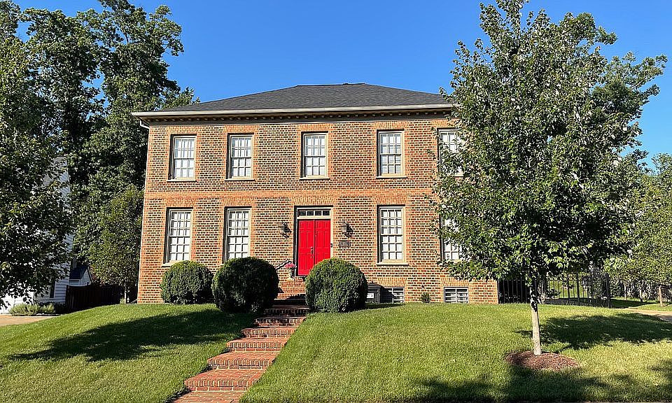 1st image of 5711 Barbmor Ct