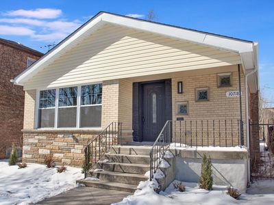 10718 S King Dr, Chicago, IL, 60628