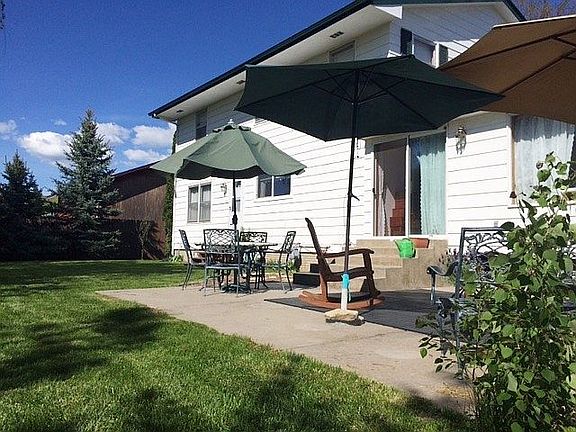3rd image of 1007 Grand Fir Dr