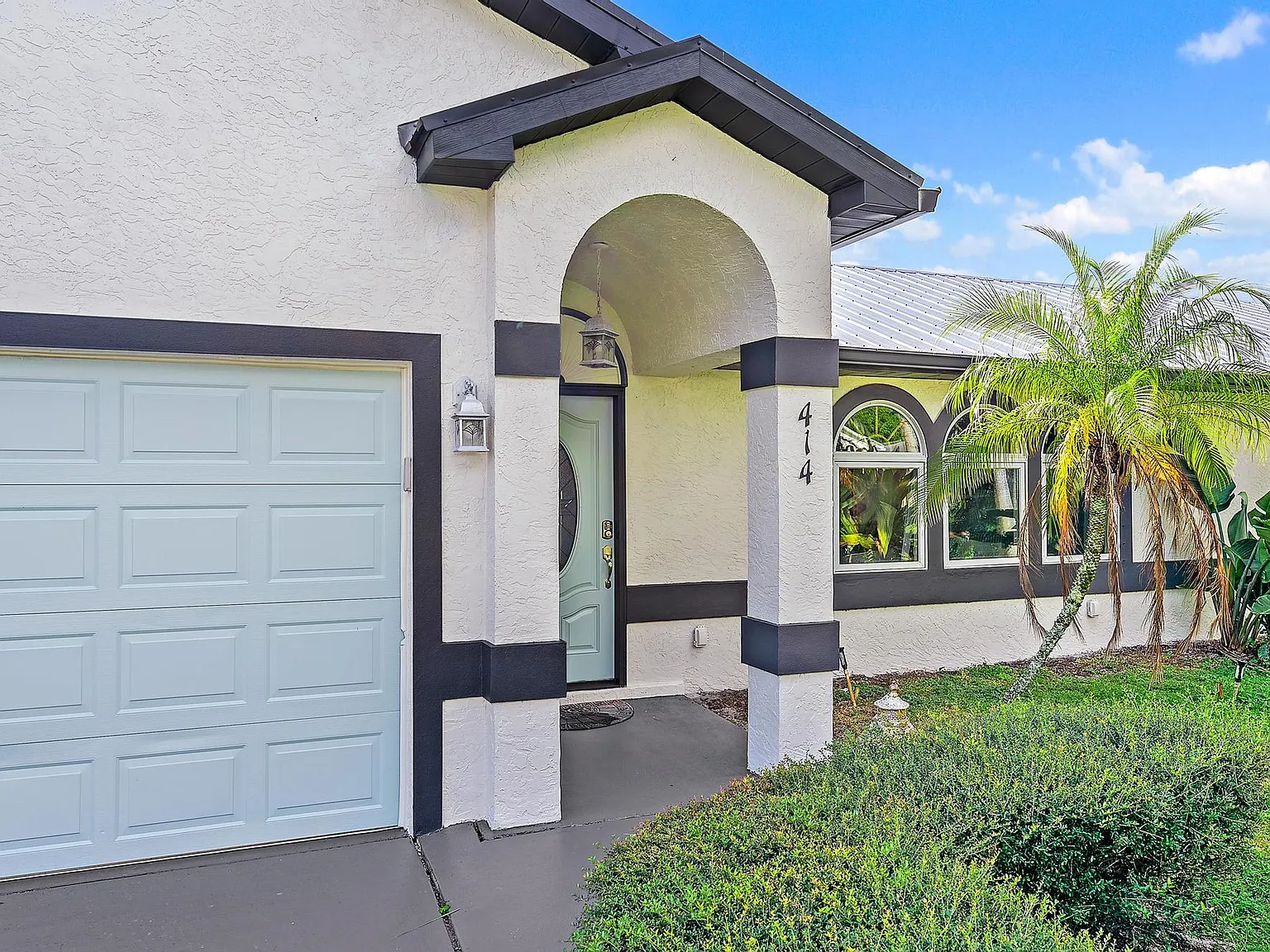3 bed, 2.0 bath, 1592 sqft, $3,000 — Photo 4