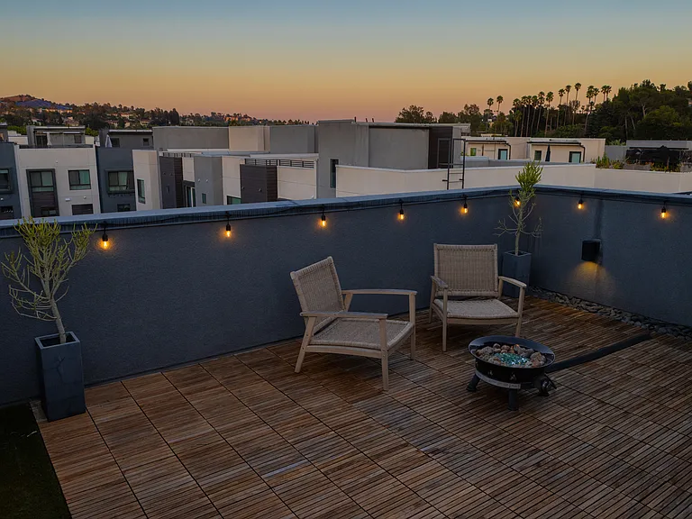 1557 Verbena Way — Photo 23