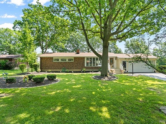 3rd image of 5437 Elm Dr