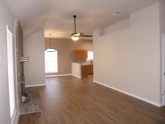 5th image of 5611 Eagle Trace Dr