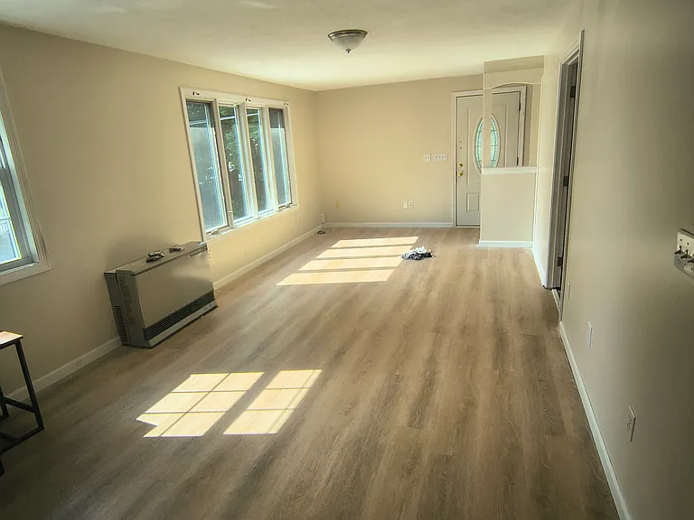 24 Simard Ave #202 — Photo 4