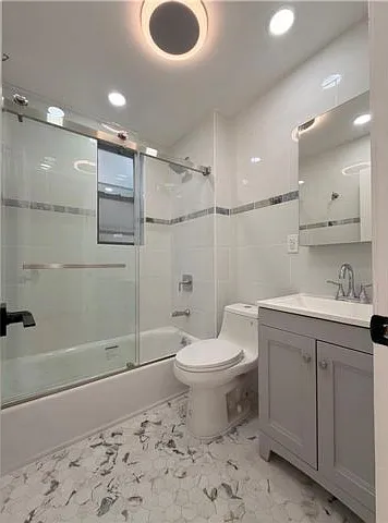 3 bed, 1.0 bath, $3,650 — Photo 3