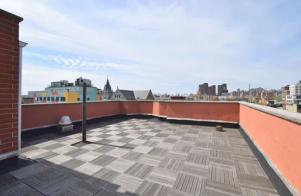 Rented by Uptown Flats LLC | media 1