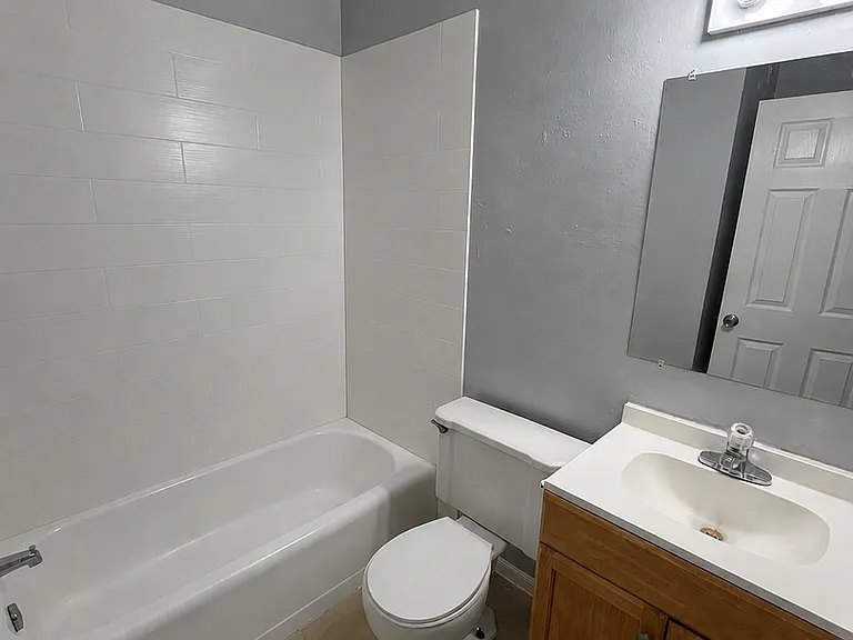 538 Norfolk Cir — Photo 11