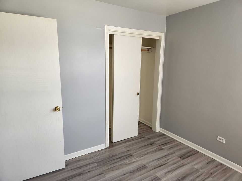 1st image of 2806 N 75th Ct