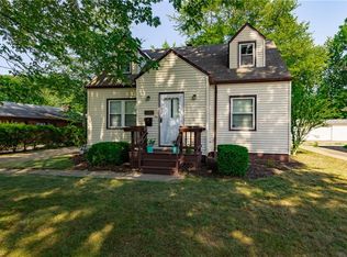 2005 Canterbury Rd, Westlake, OH 44145