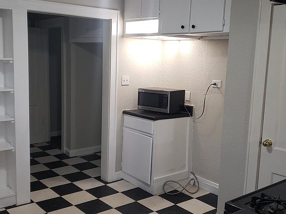 5th image of 1701 Daniel Dr