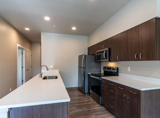 4056 Hayesville Dr NE #301, Salem, OR 97305