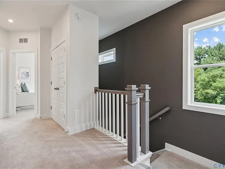 9425 Alquist St — Photo 8