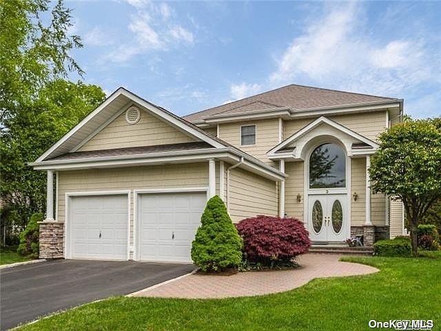 1st image of 3 Redan Dr
