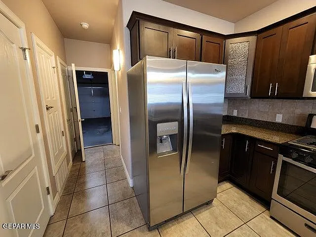11730 Dos Palmas Dr #B — Photo 23