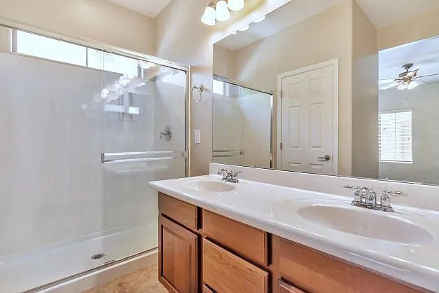 3659 W Thalia Ct — Photo 15