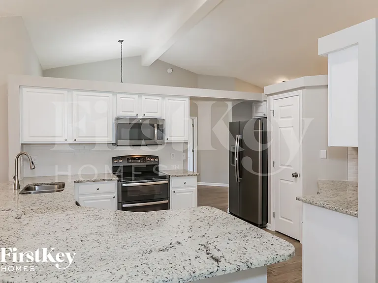 2479 Moon Harbor Way — Photo 6