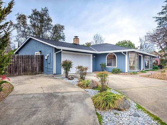 3rd image of 8312 Applewood Ct