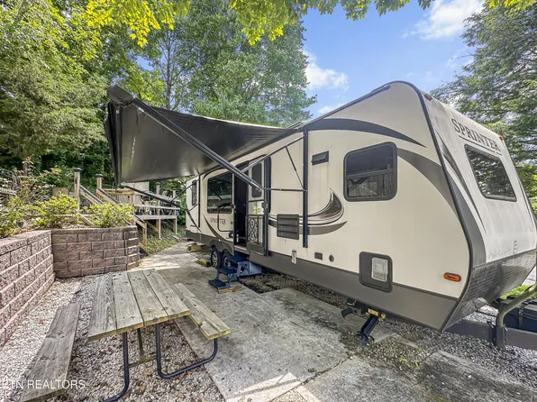 770 Big Valley Blvd, Townsend, TN 37882