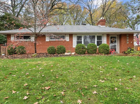 1237 Cheshire Ln, Saint Louis, MO 63119