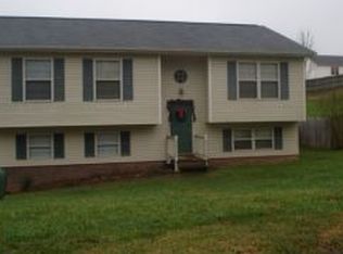 143 Hawk Ln, Gray, TN 37615