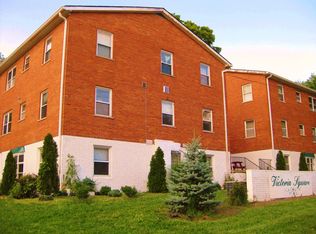 819 S Elm St APT 8, Oxford, OH 45056