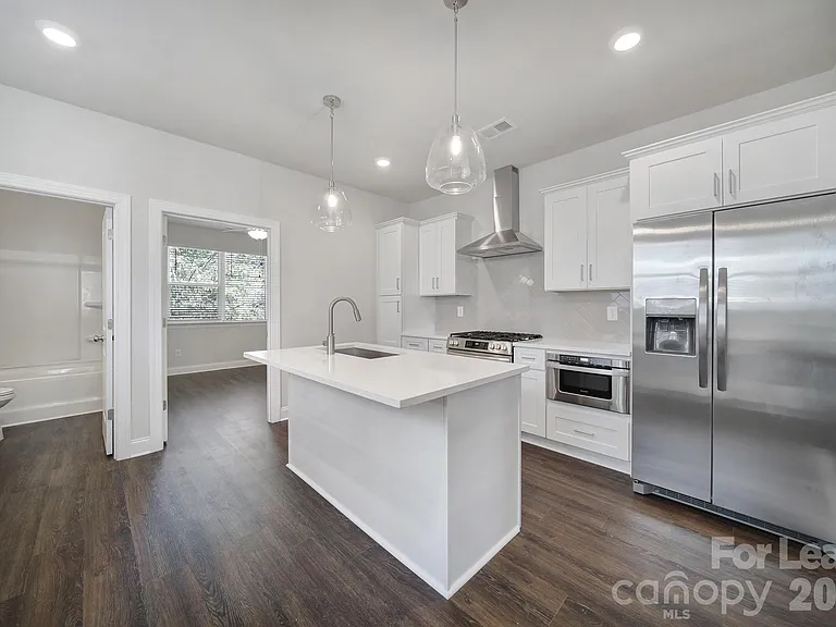 2432 Arty Ave — Photo 9