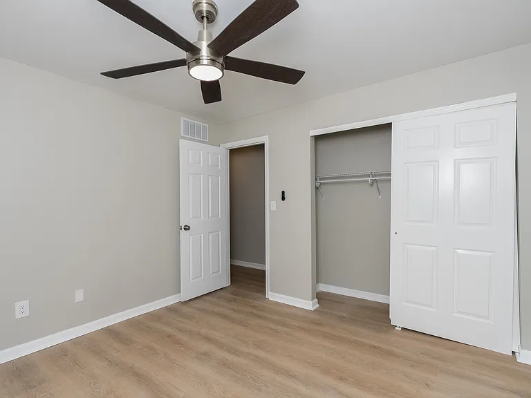 10 Kennedy Ct #B — Photo 20