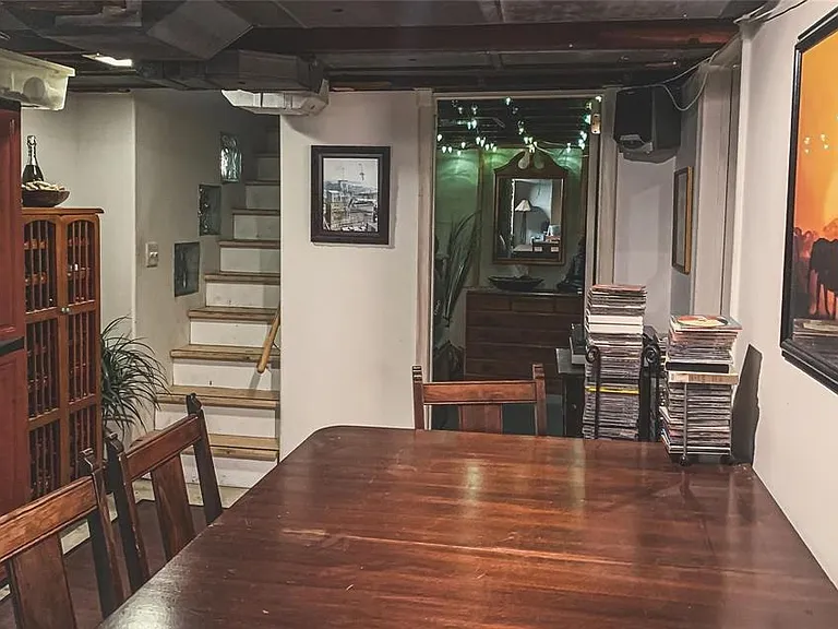 1208 Emmons Ave — Photo 17