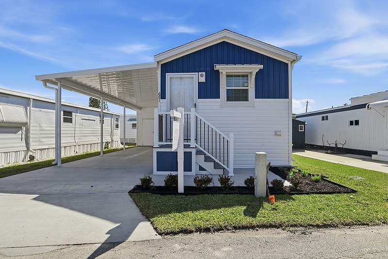 681 Plumgrove Rd #C091