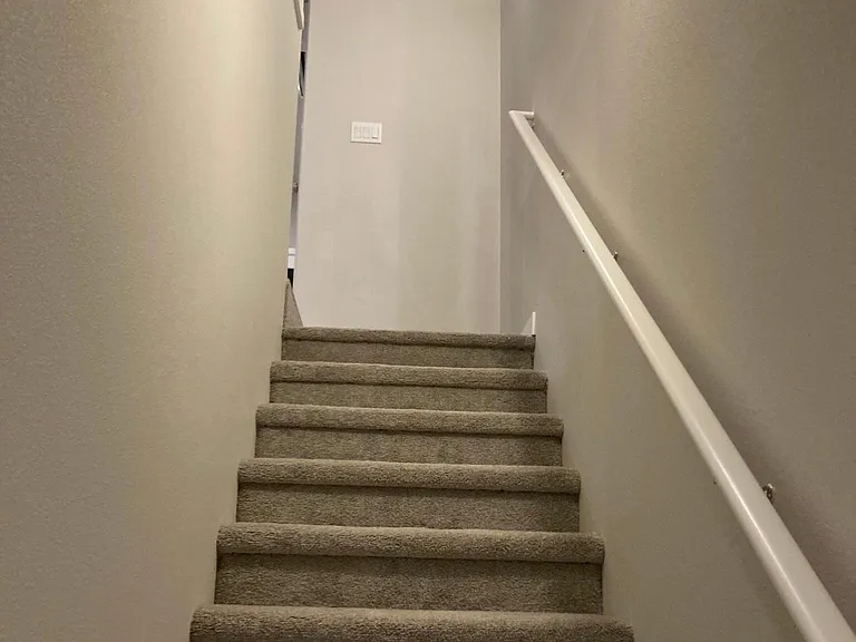4372 Willakenzie St — Photo 3