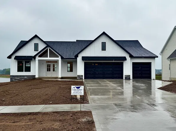 9476 28th Ave, Jenison, MI 49428
