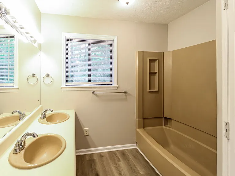 5739 Hilton Ridge Rd — Photo 12
