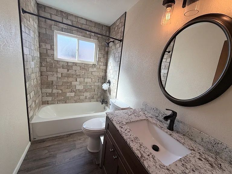 10301 San Leandro St — Photo 14