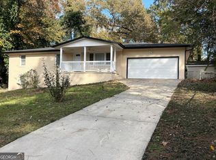 111 Hawthorne Rd, Warner Robins, GA 31093