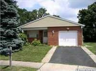 20 Palermo Ct, Toms River, NJ 08757