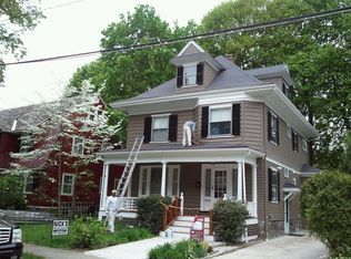 37 Lloyd St, Winchester, MA 01890
