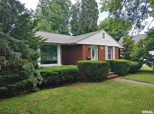 1201 15th Ave, Fulton, IL 61252