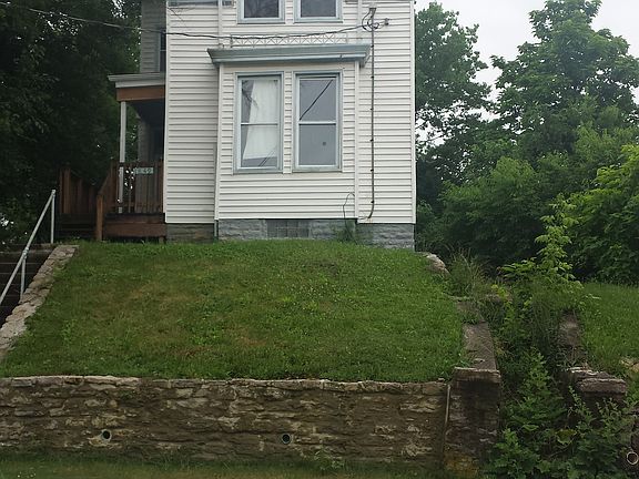 3rd image of 1849 Fairmount Ave