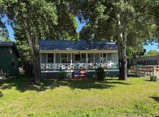 111 Combs Ave, Cotter, AR 72626