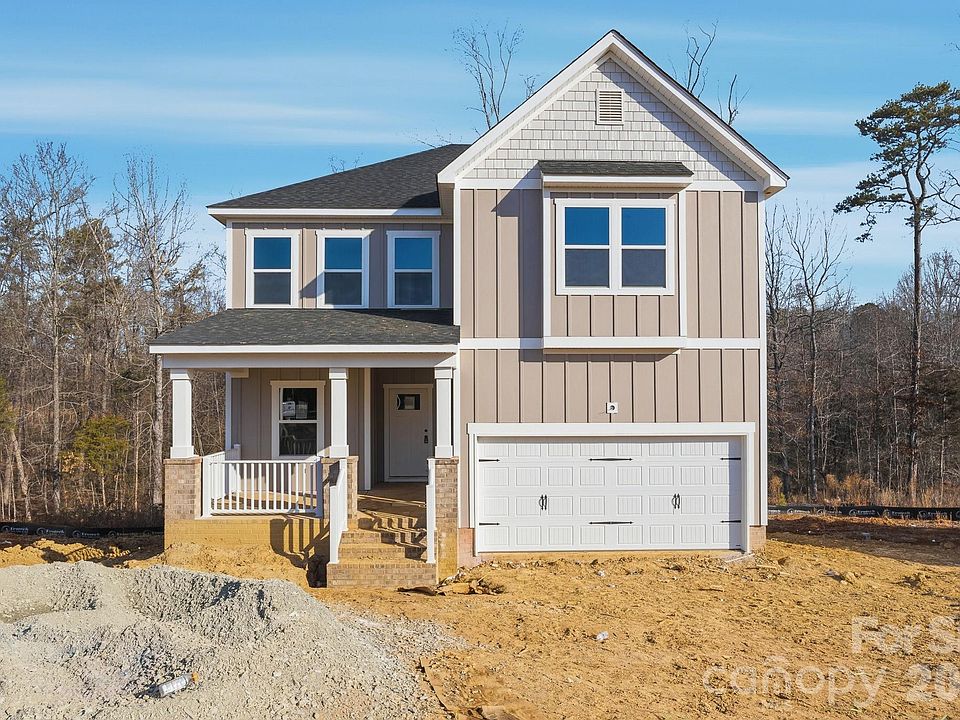 1st image of 3028 Woodlands Creek Dr
