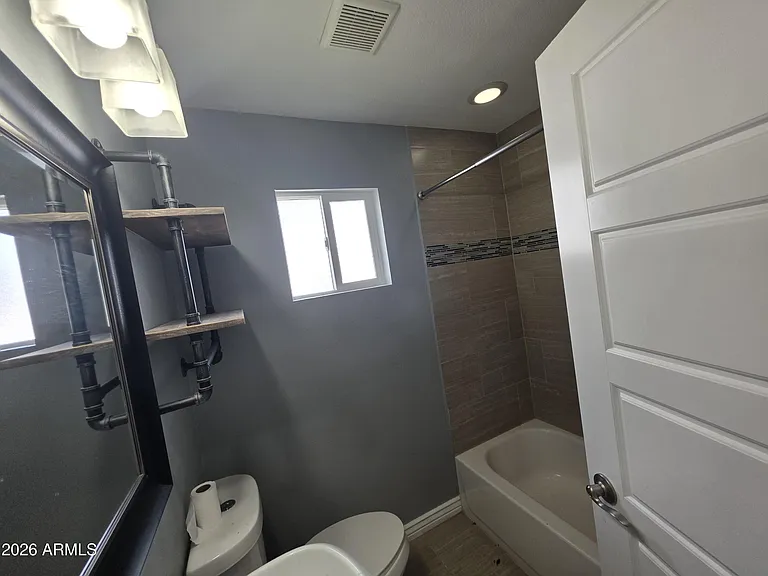 1812 E Whitton Ave — Photo 21
