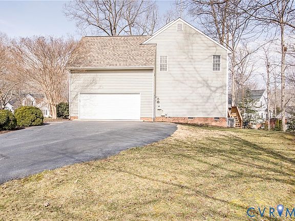 5th image of 8601 Bay Knolls Ct