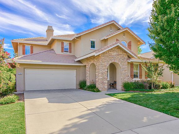 2nd image of 1181 Fergusen Way