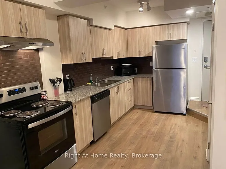 275 Larch St #B602 — Photo 2