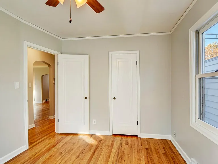 6032 William St — Photo 22